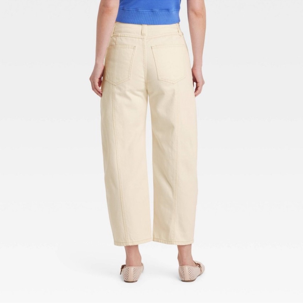 Women's Mid-Rise Barrel Leg Ankle Relaxed Fit Jeans- Universal Thread ~ Cream - Picture 4 of 4